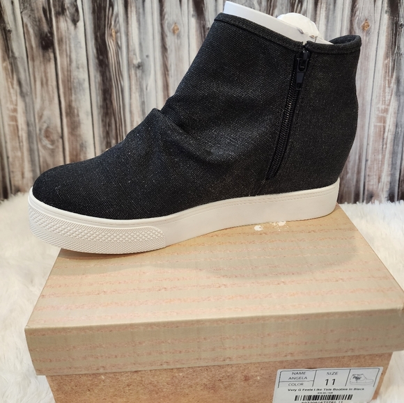 BNWT Very G wedge style ankle shoe - Picture 2 of 2
